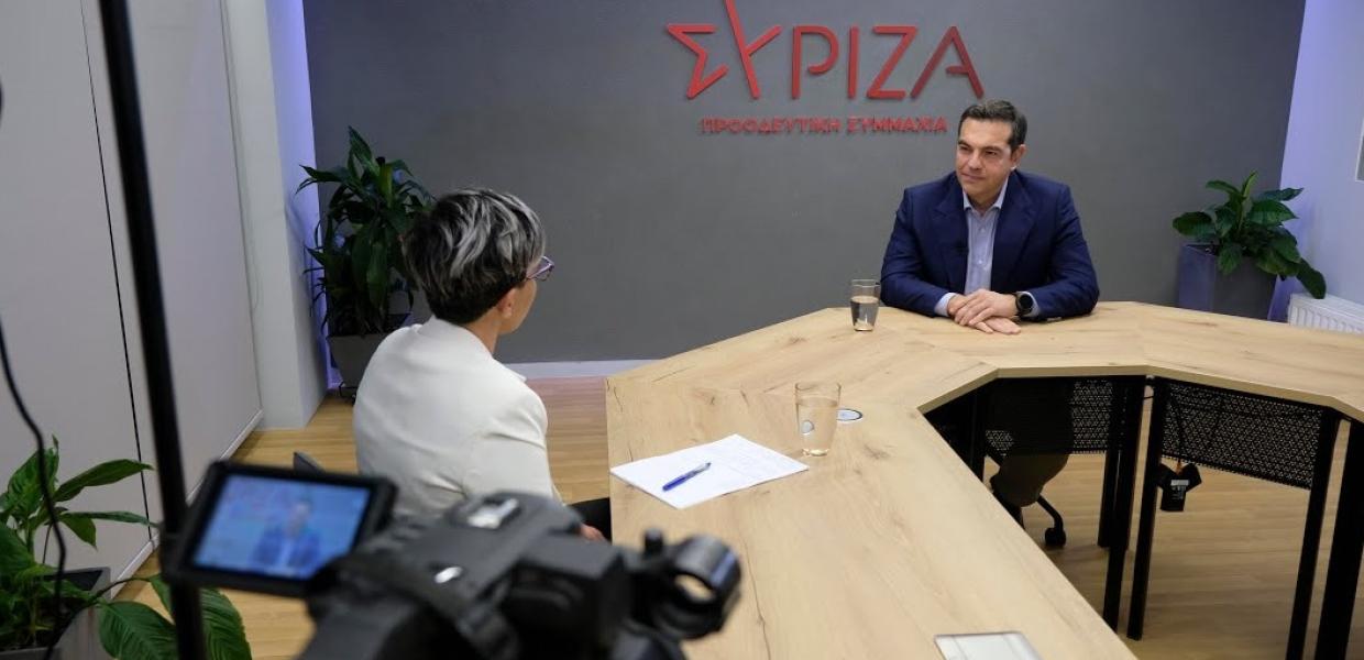 Ο Αλέξης Τσίπρας παραχωρεί συνέντευξη