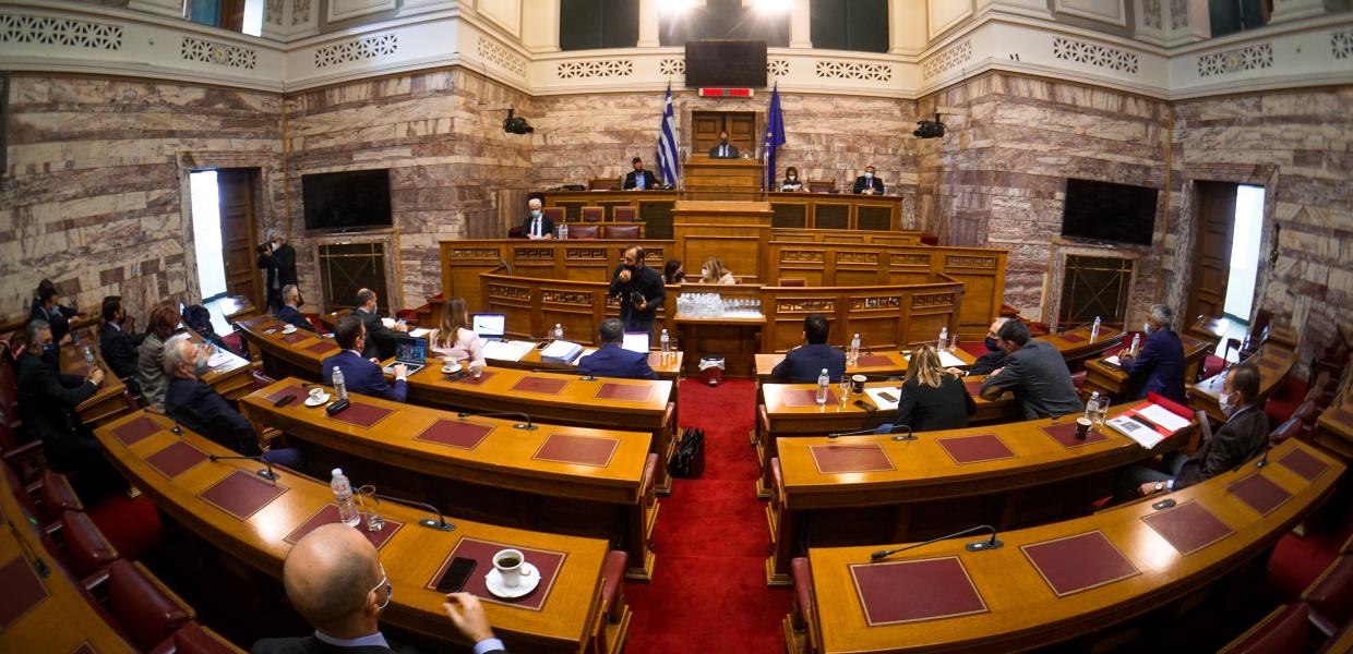 Η εξεταστική επιτροπή για τις λίστες Πέτσα