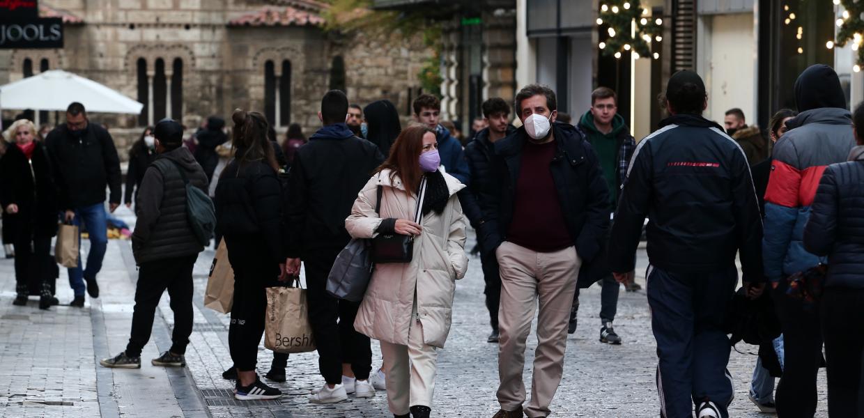 Κόσμος στην Ερμού