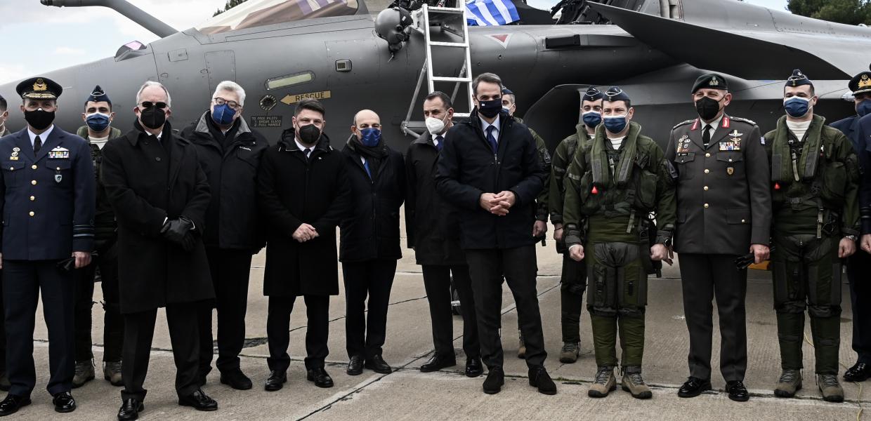 Ο Κυριάκος Μητσοτάκης κατά την παραλαβή των Rafale
