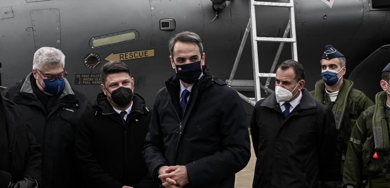 Ο Κυριάκος Μητσοτάκης με τα Rafale