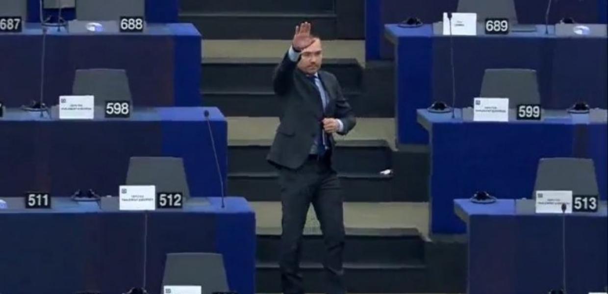 ΒΟΥΛΓΑΡΟΣ ΕΥΡΩΒΟΥΛΕΥΤΗΣ ΝΑΖΙΣΤΙΚΟΣ ΧΑΙΡΕΤΙΣΜΟΣ
