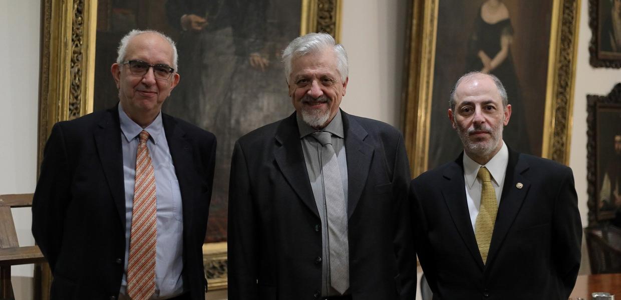 Βύρων Φιδετζής