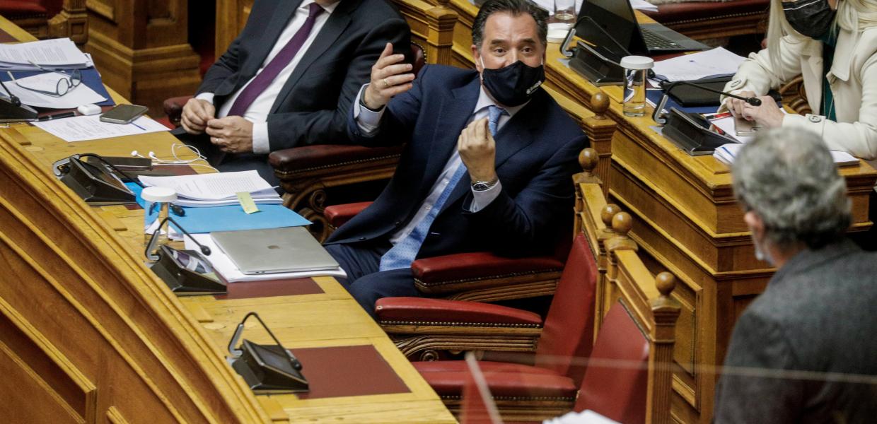 Άδωνις Γεωργιάδης και Παύλος Πολάκης στη Βουλή
