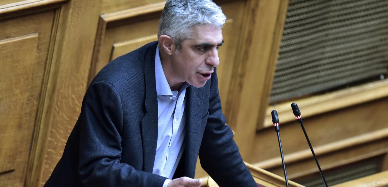 Ο Γιώργος Τσίπρας στη Βουλή