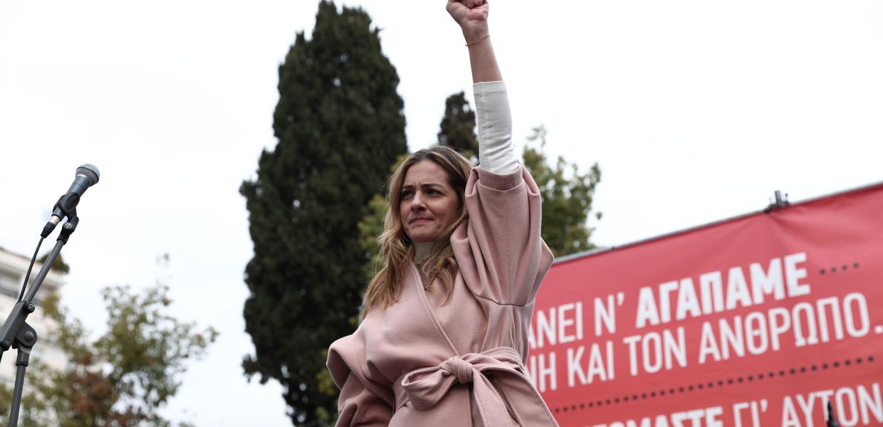 Η Νατάσα Μποφίλιου σε συναυλία