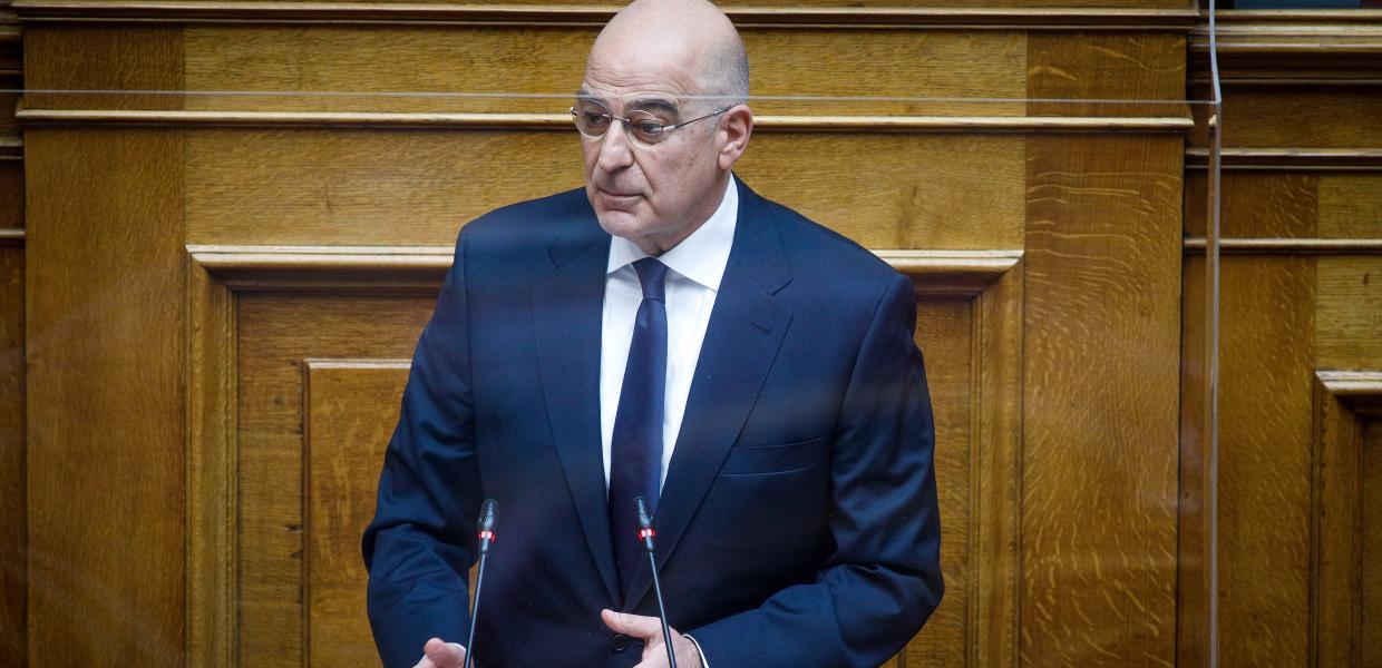 Δένδιας