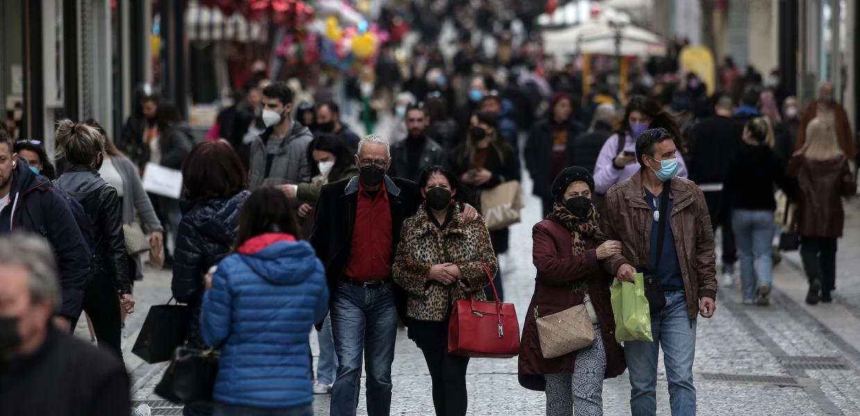 Κόσμος στην Ερμού
