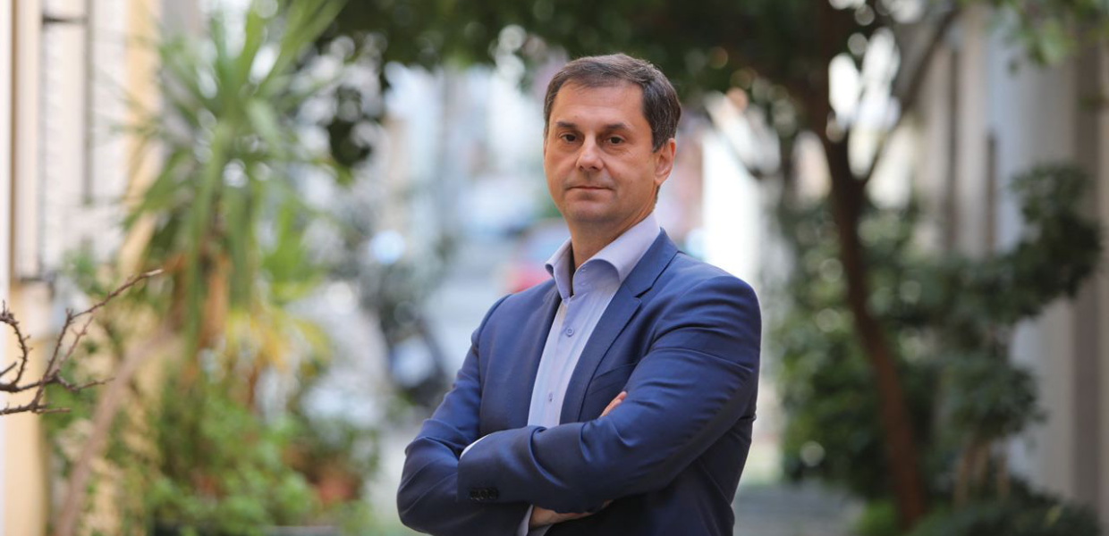 Χάρης Θεοχάρης