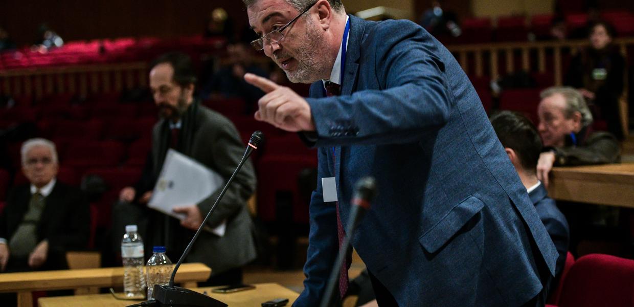 Ο Κώστας Παπαδάκης, συνήγορος των Αιγύπτιων αλιεργατών στη δίκη της Χρυσής Αυγής, 20 Ιανουαρίου 2020.