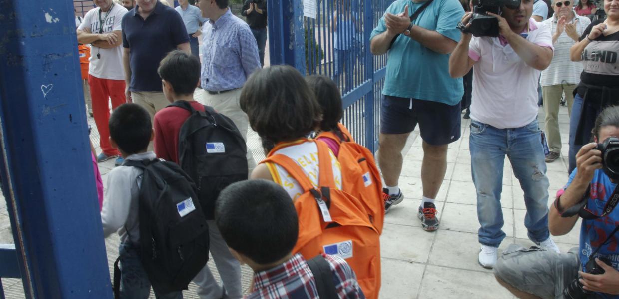παιδιά μετανάστες προσφυγόπουλα