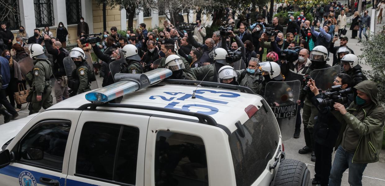 Η Ρούλα Πισπιρίγκου