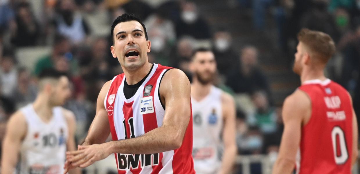 Ο Κώστας Σλούκας