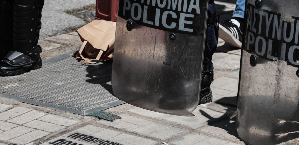 Διαμαρτυρία φοιτητών για την παρουσία αστυνομικών δυνάμεων μπροστά στη Σχολή Θετικών Επιστημών του Αριστοτελείου Πανεπιστημίου Θεσσαλονίκης, 30 Μαΐου 2022. 