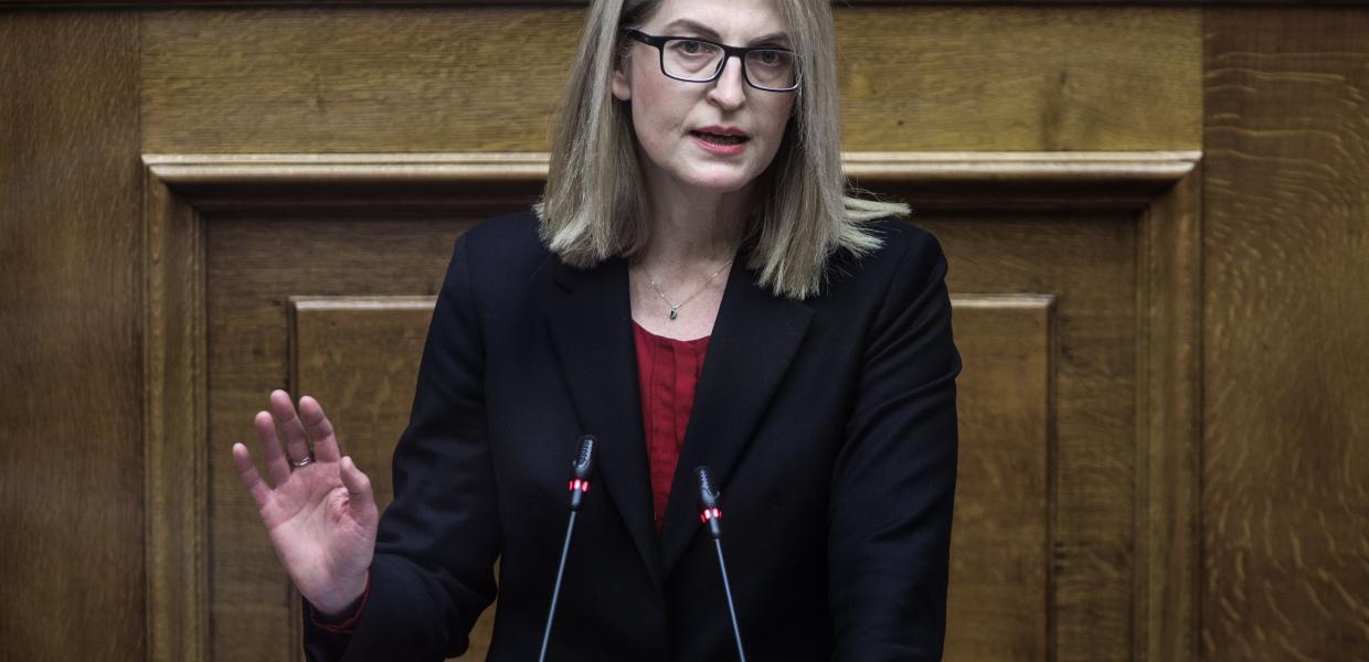 Η Δώρα Αυγέρη.