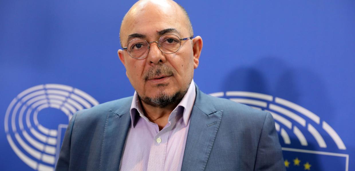 Ο Νιαζί Κιζιλγιουρέκ.