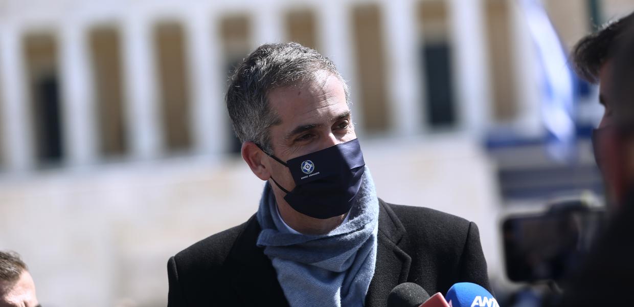 Ο Κώστας Μπακογιάννης