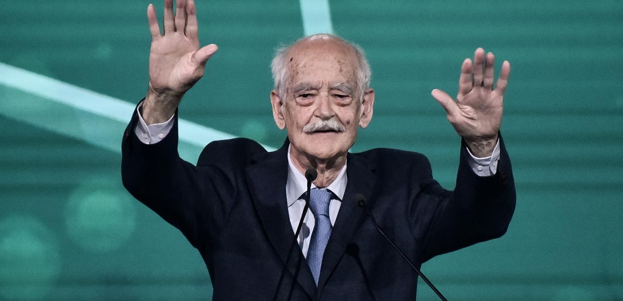 Ο Απόστολος Κακλαμάνης