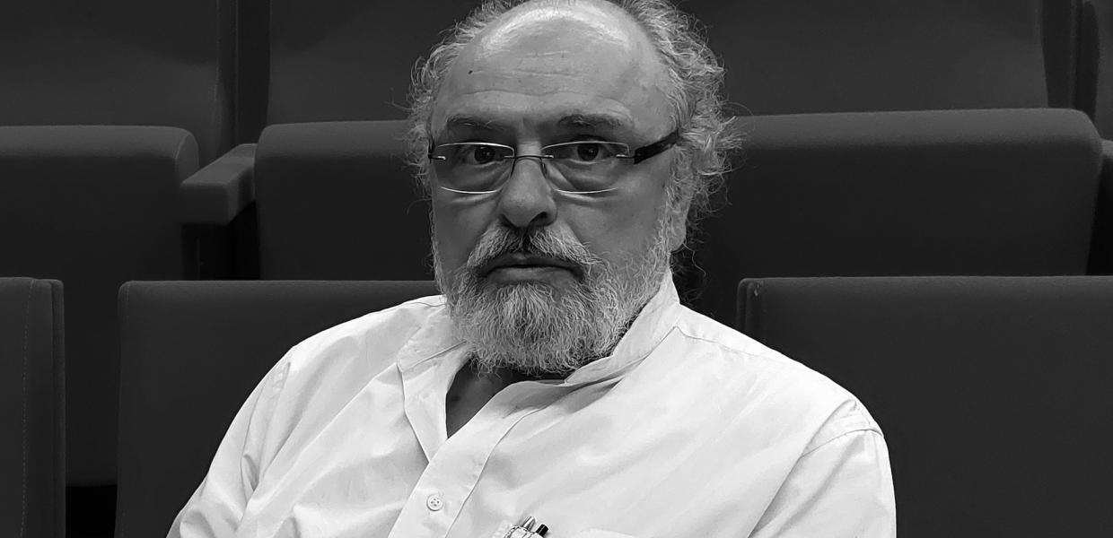 Κωστής Καπελώνης