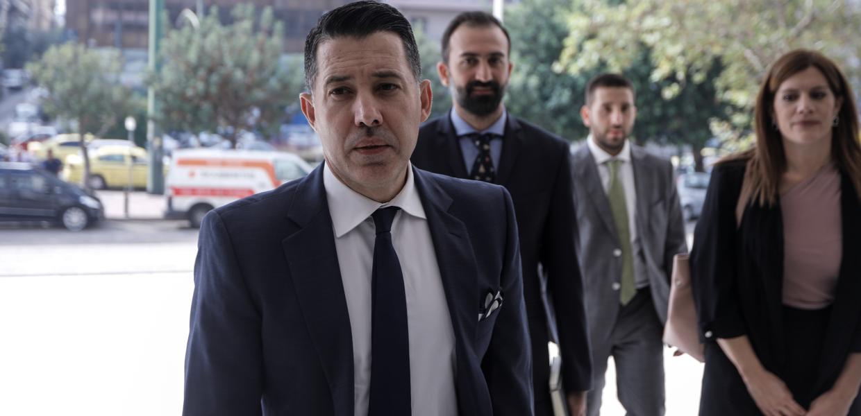 Μανιαδάκης