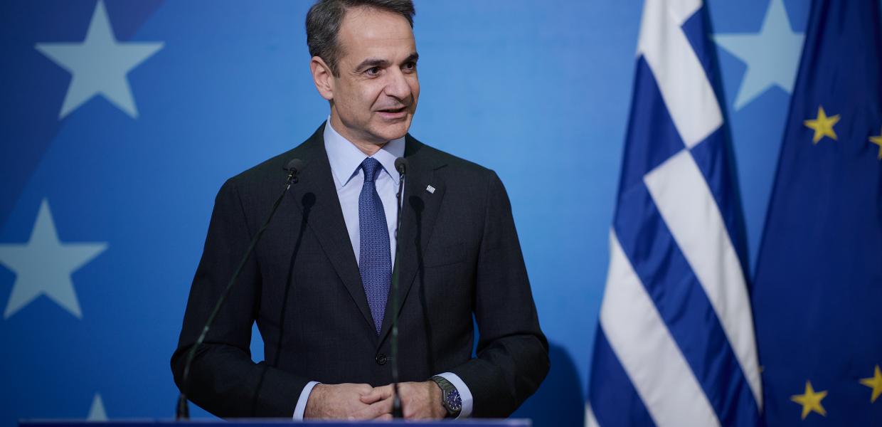Ο Κυριάκος Μητσοτάκης παραχωρεί συνέντευξη Τύπου