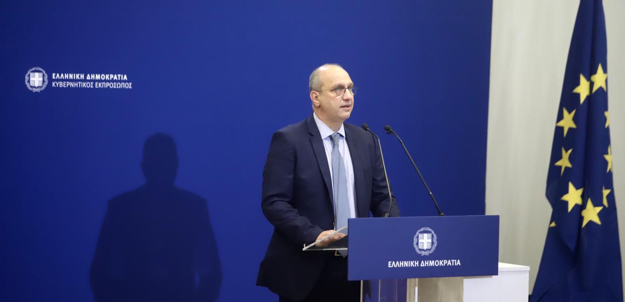 Ο Γιάννης Οικονόμου