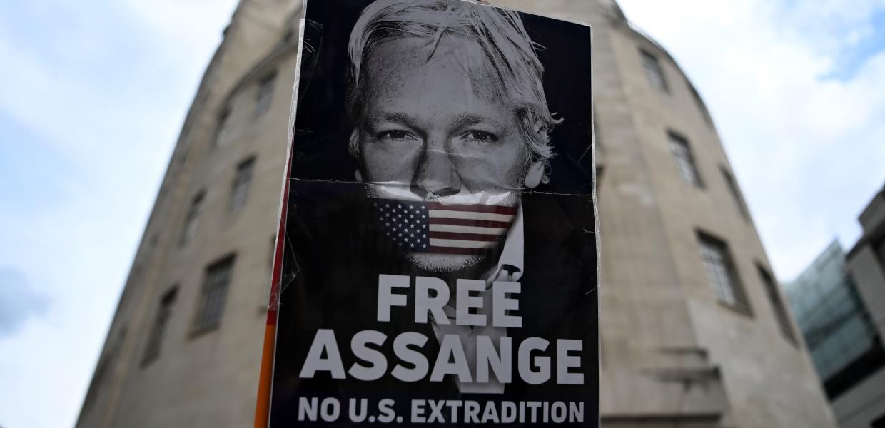 Julian Assange