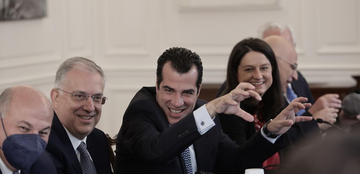 ΠΛΕΥΡΗΣ