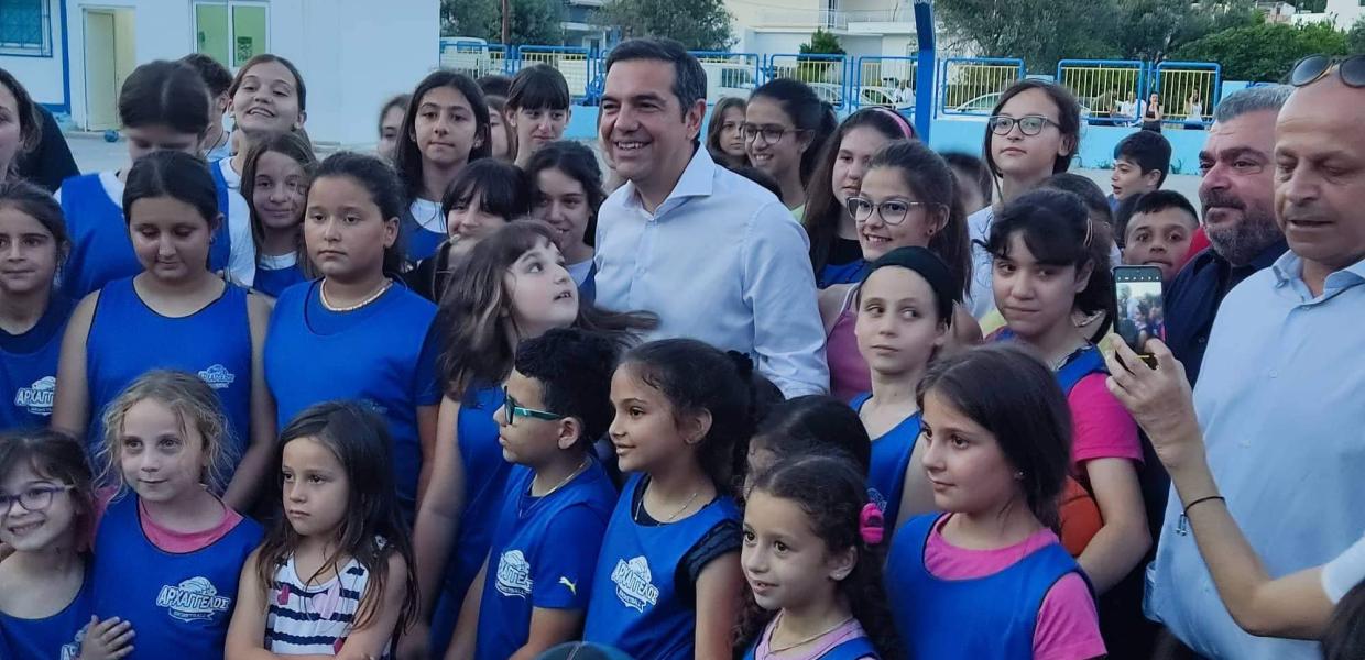 Τσίπρας μπασκετ