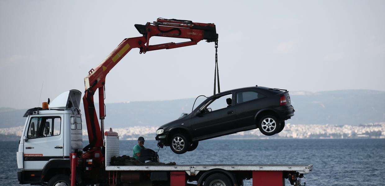 Θαλασσα αυτοκίνητο