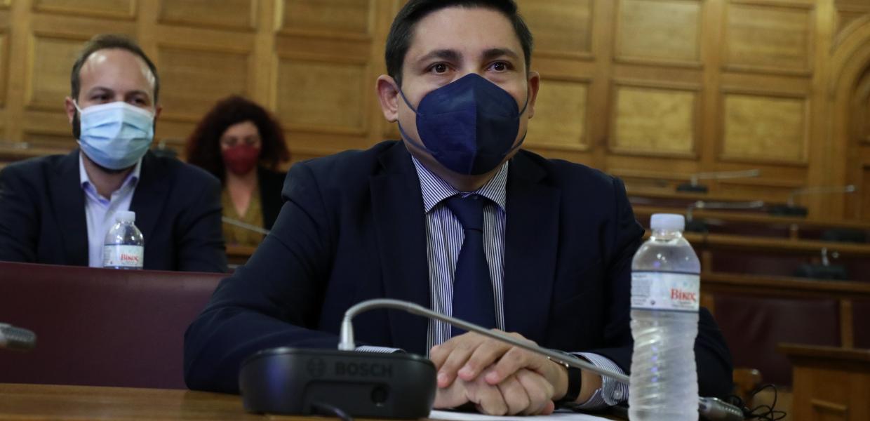 Ο Γιάννης Μπουρνούς