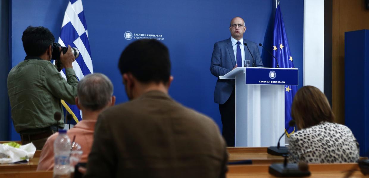 Ο Γιάννης Οικονόμου