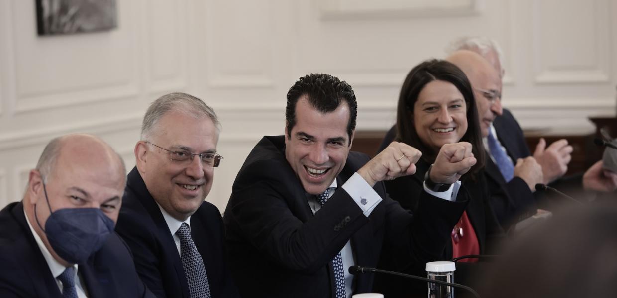 ΠΛΕΥΡΗΣ