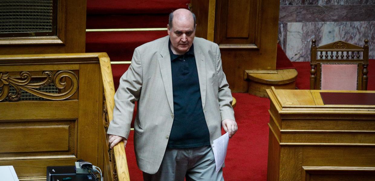 Ο Νίκος Φίλης στη Βουλή