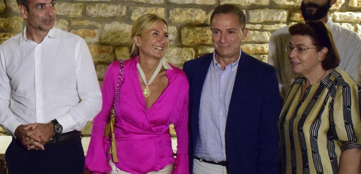 Κυριάκος Μητσοτάκης, Μαρέβα Μητσοτάκη, Δημήτρης Λιγνάδης και Λίνα Μενδώνη