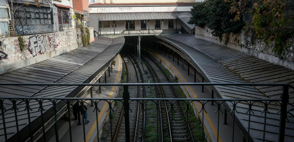 Ηλεκτρικός στο Μοναστηράκι