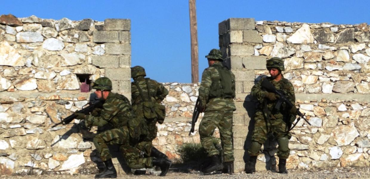 στρατός όπλα