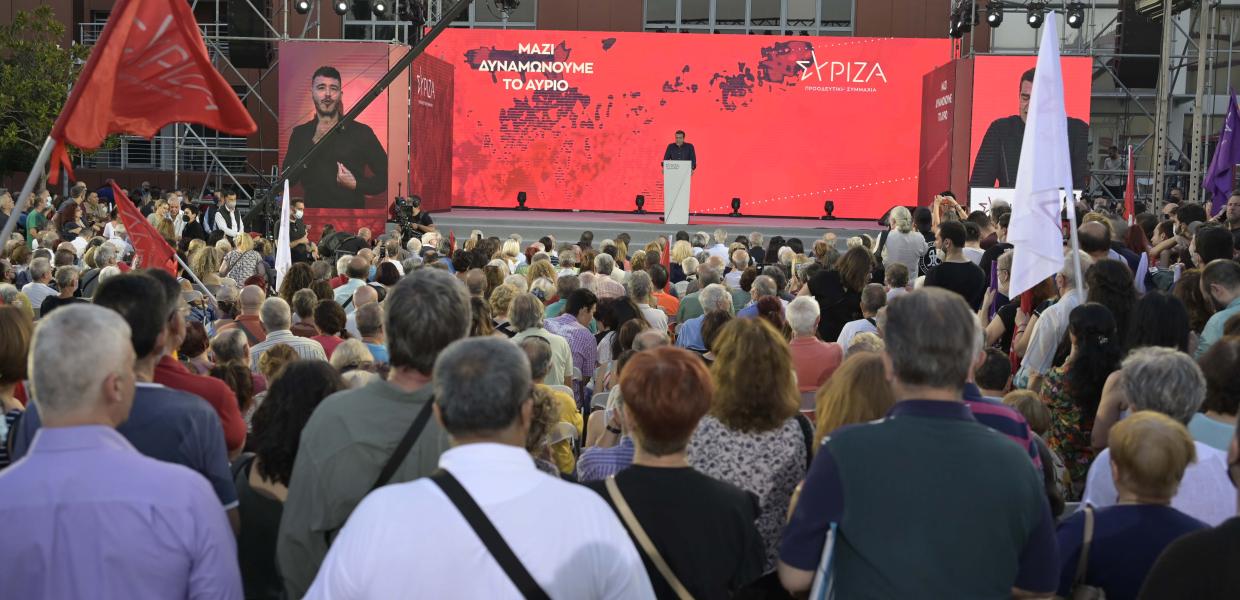 Ο Αλέξης Τσίπρας στο Περιστέρι