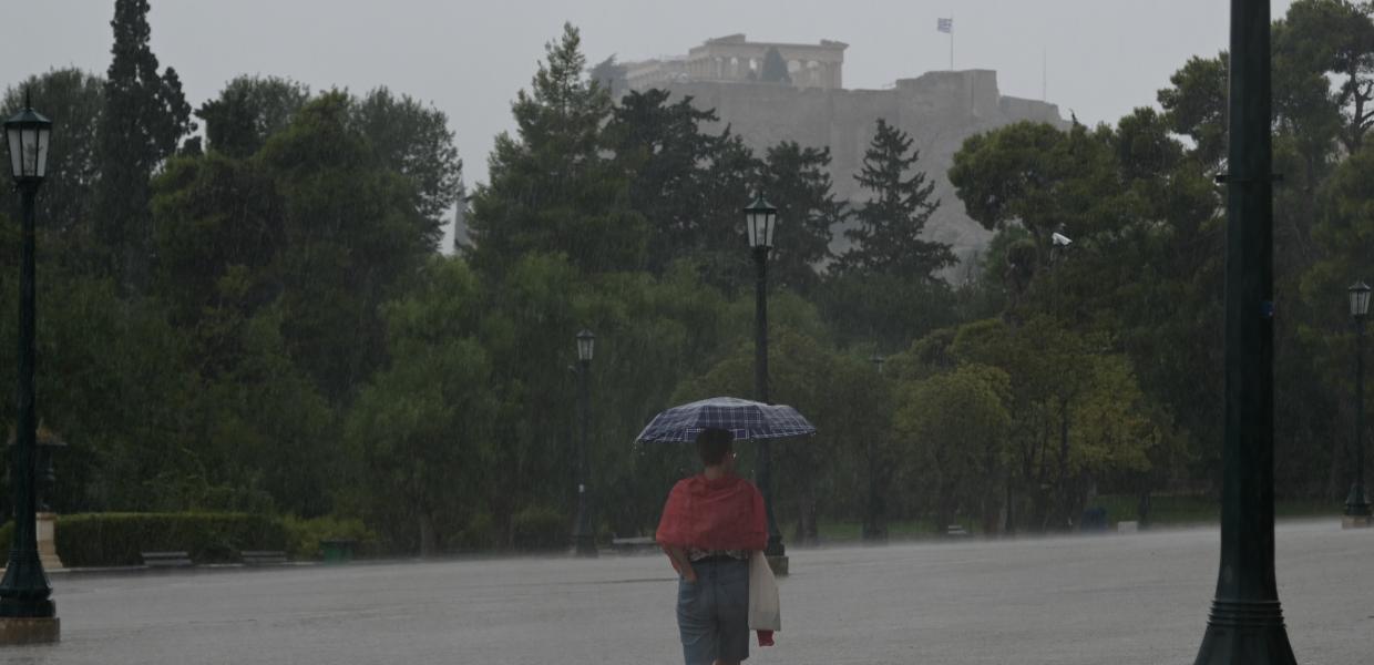 ΒΡΟΧΗ ΑΘΗΝΑ ΑΚΡΟΠΟΛΗ
