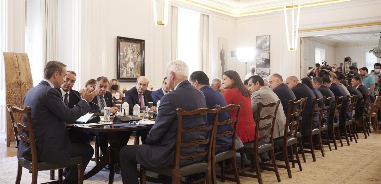 Ο Κυριάκος Μητσοτάκης στο υπουργικό συμβούλιο
