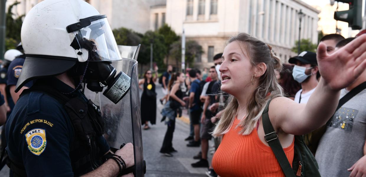 ΠΡΟΠΥΛΑΙΑ ΦΟΙΤΗΤΕΣ ΑΣΤΥΝΟΜΙΚΟΙ