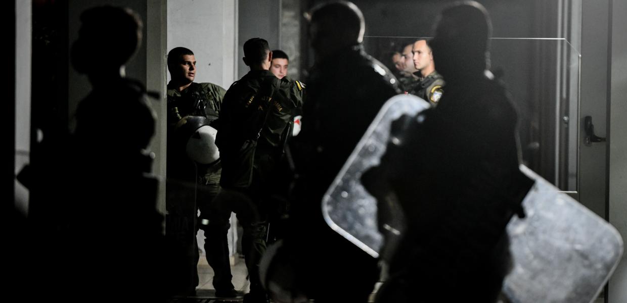Αστυνομική δύναμη στα δικαστήρια