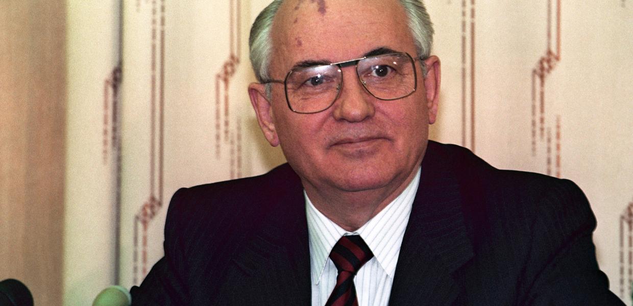 γκορμπατσωφ