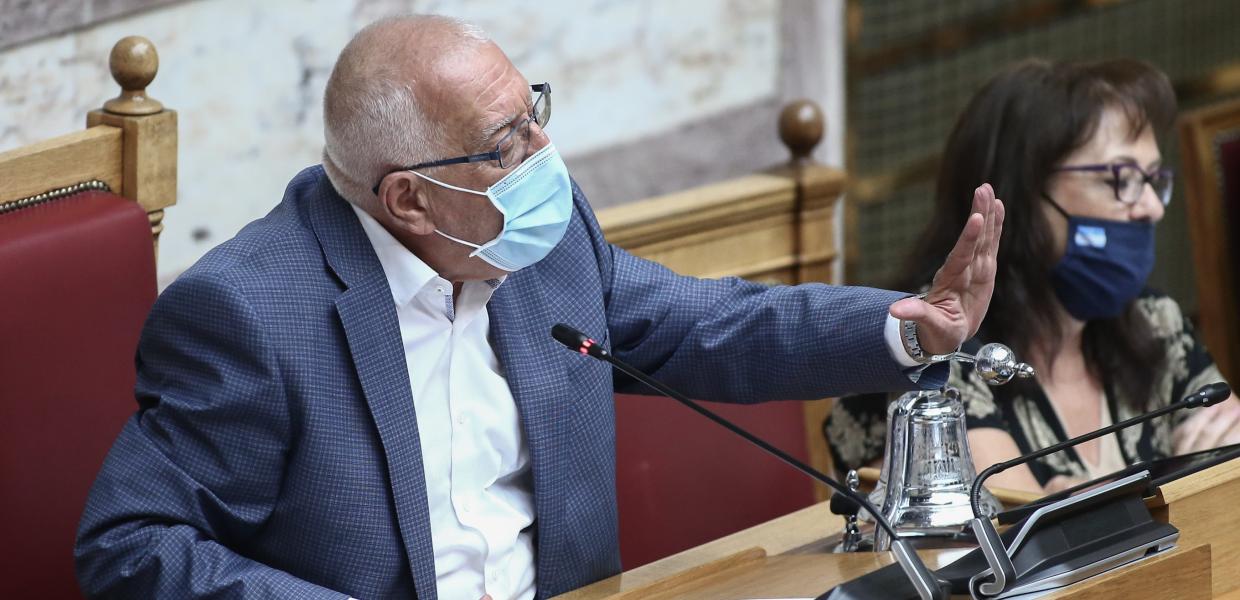 Ο Νικήτας Κακλαμάνης στη Βουλή