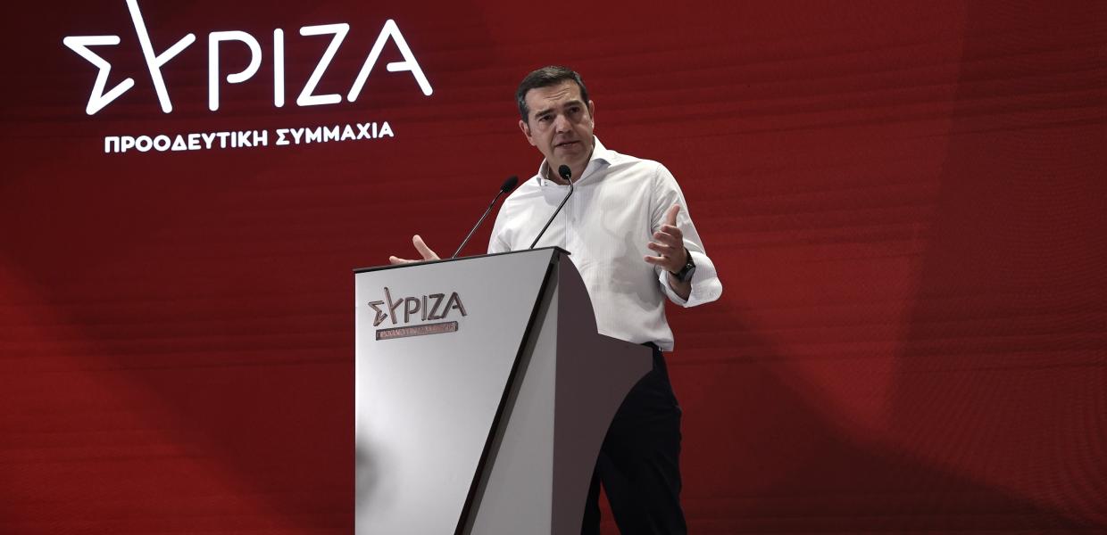 Ο Αλέξης Τσίπρας μιλά σε συνεδρίαση Κεντρικής Επιτροπής του ΣΥΡΙΖΑ