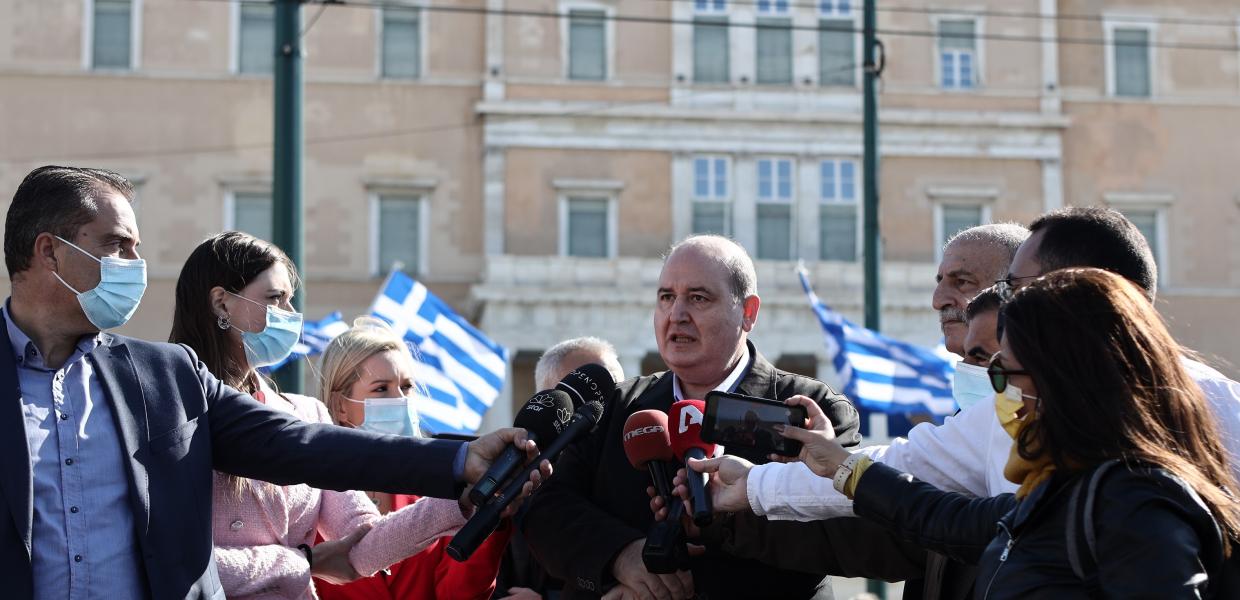 Δηλώσεις του Νίκου Φίλη έξω από τη Βουλή