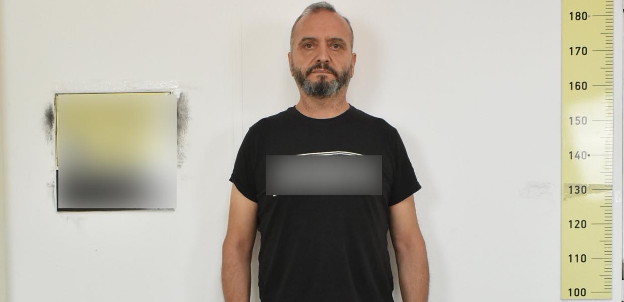 Ο Ηλίας Μίχος