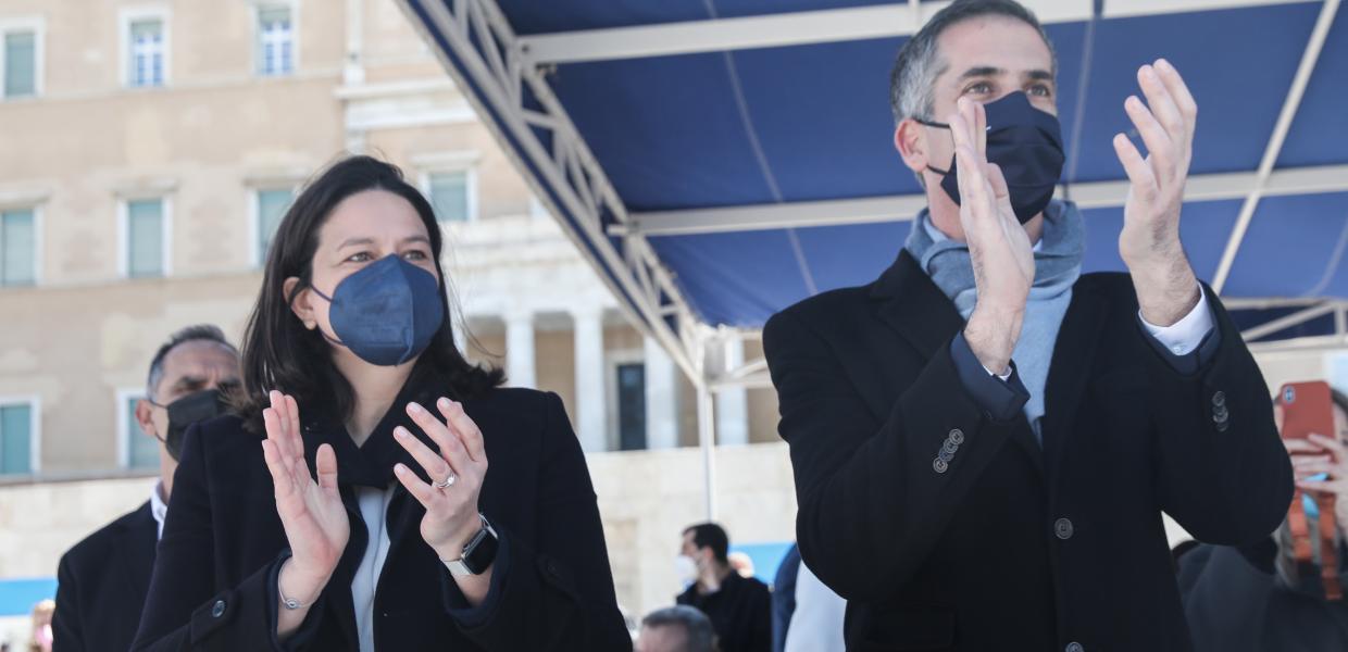 Νίκη Κεραμέως και Κώστας Μπακογιάννης