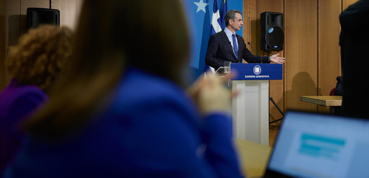 Ο Κυριάκος Μητσοτάκης παραχωρεί συνέντευξη μετά τη Σύνοδο Κορυφής