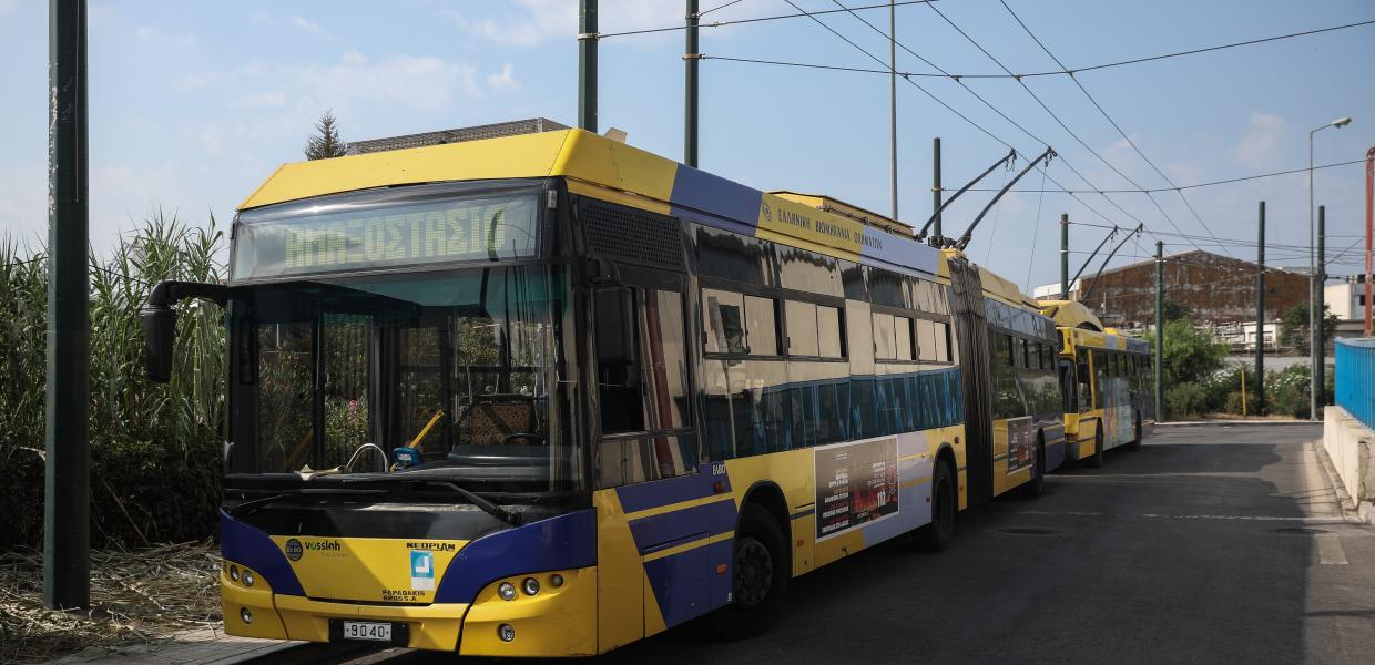 Τρόλεϊ κατευθύνεται στο αμαξοστάσιο